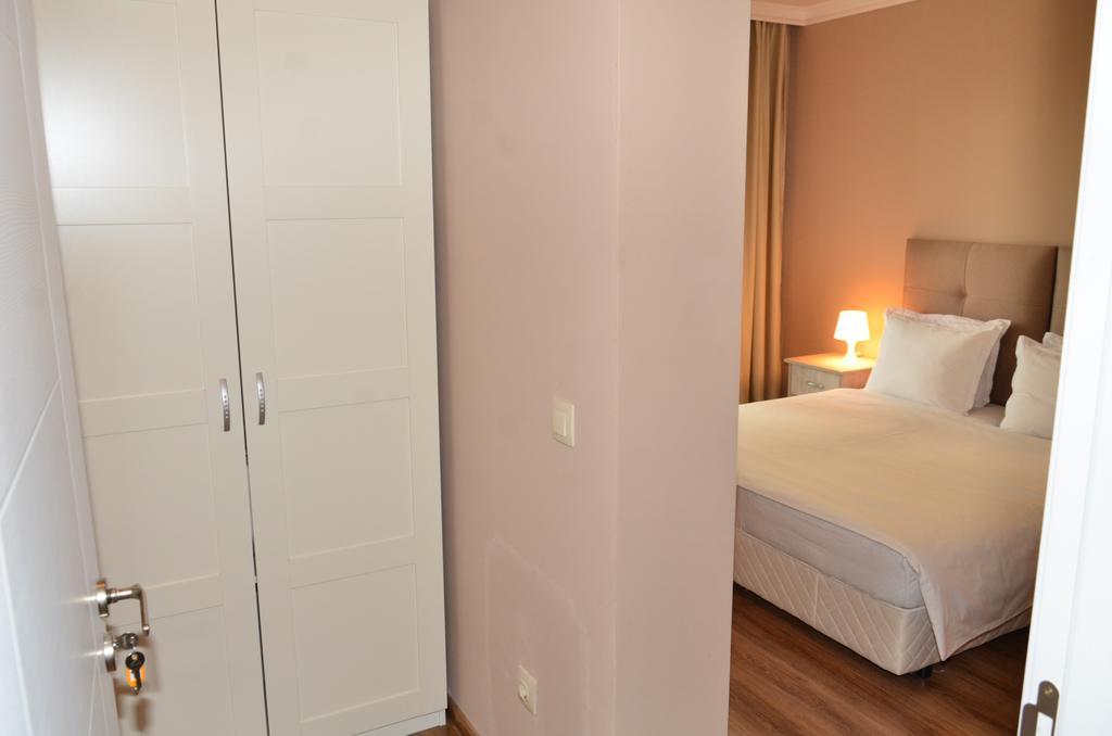 Guesthouse Green Fields Гирмен Екстер'єр фото