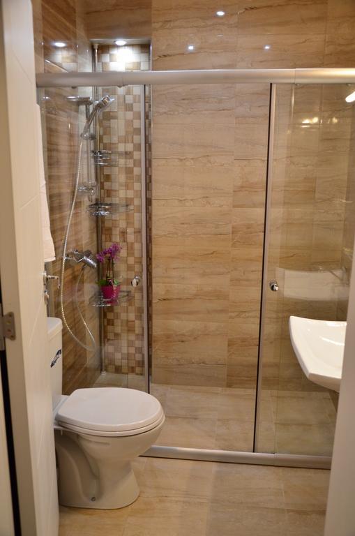 Guesthouse Green Fields Гирмен Екстер'єр фото
